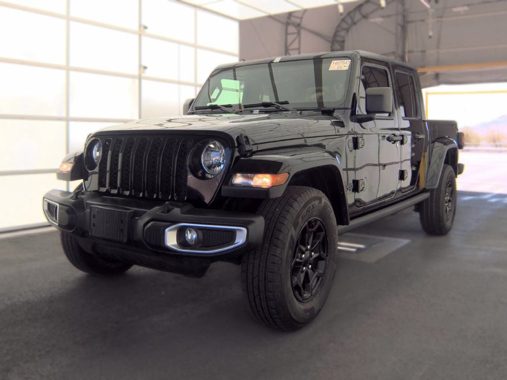 Used 2022 Jeep Gladiator Willys Truck