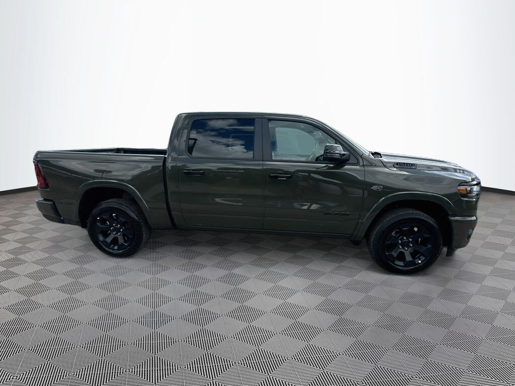 New 2027 Ram 1500 BIG HORN CREW CAB 4X2 5'7 BOX Pickup