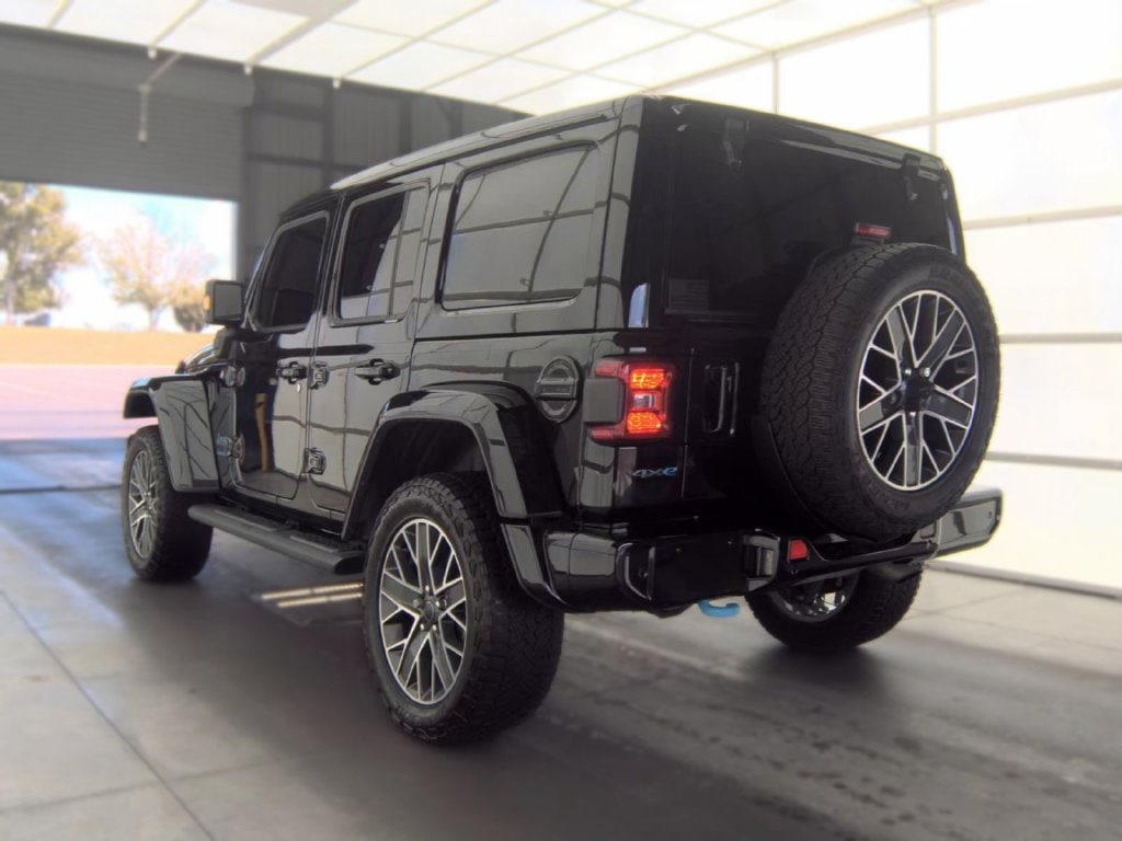Used 2024 Jeep Wrangler High Altitude 4xe SUV