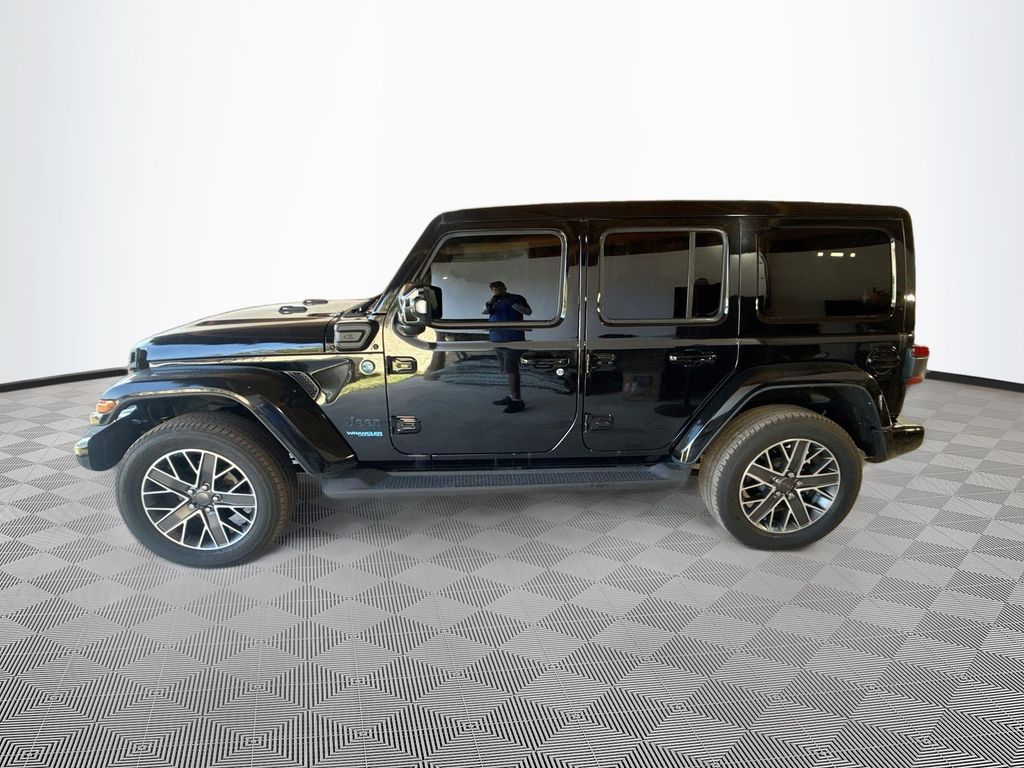 2022 Jeep Wrangler Unlimited High Altitude 4XE - Photo 9