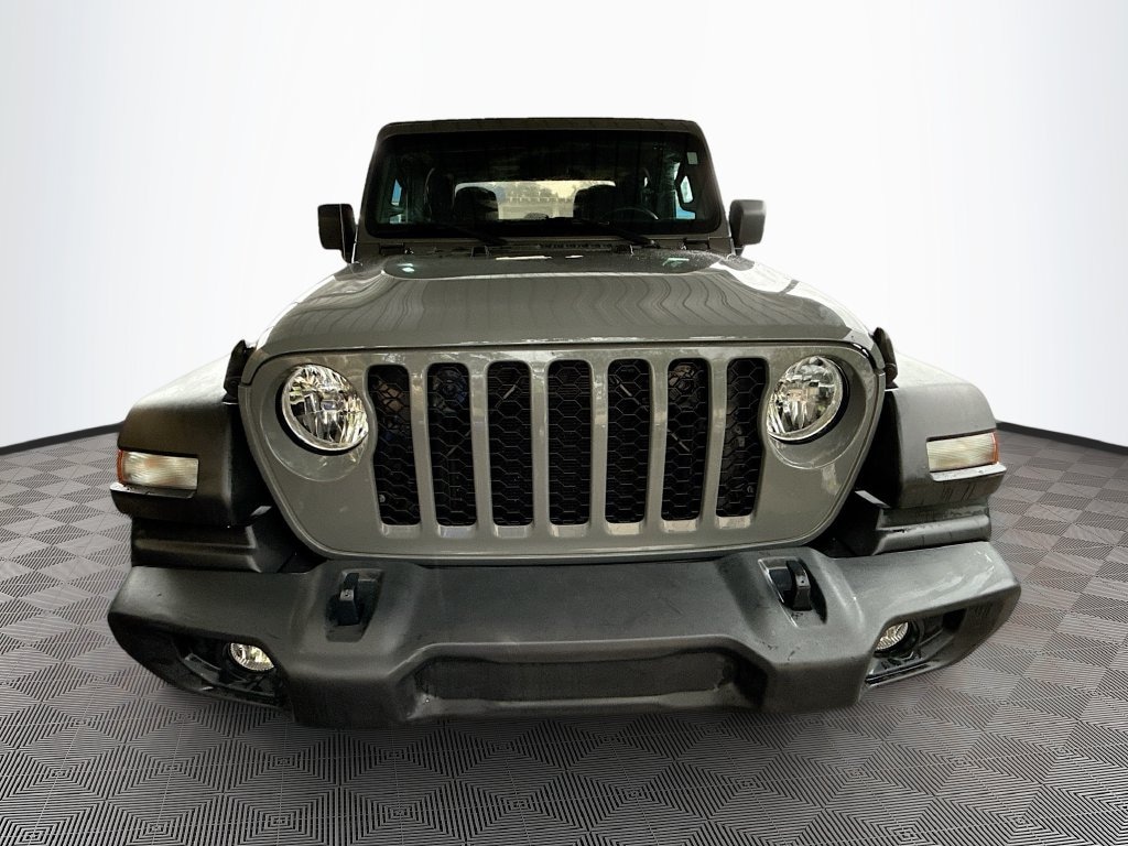 Used 2021 Jeep Gladiator Sport Truck