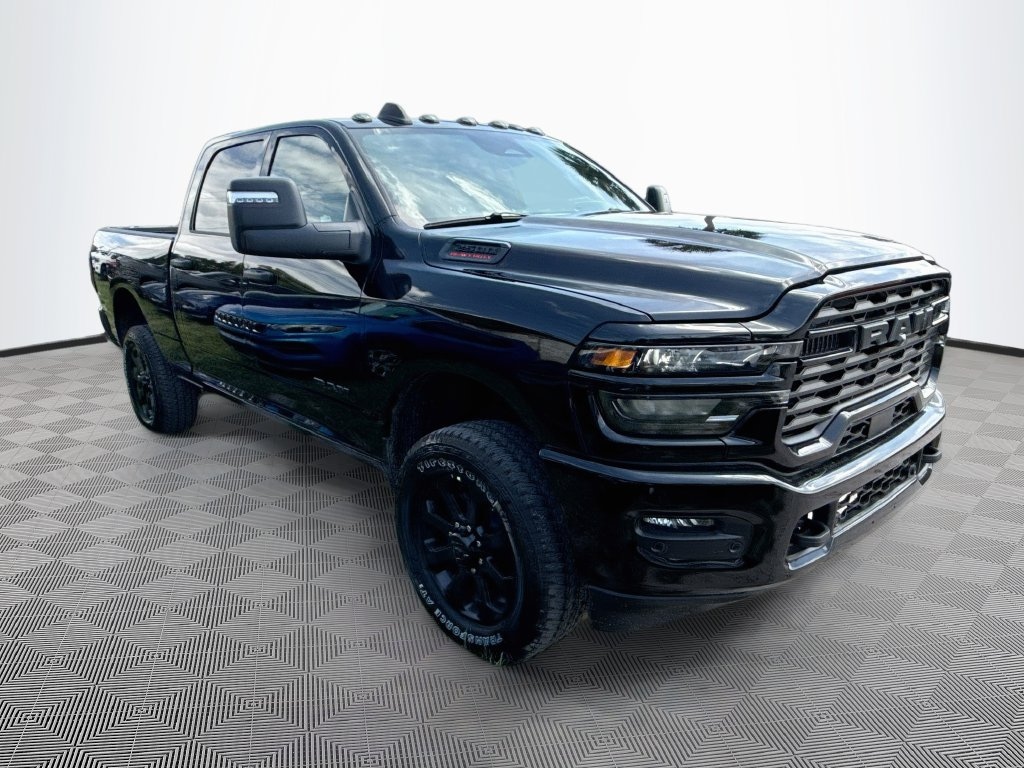 New 2026 Ram 2500 BIG HORN CREW CAB 4X4 6'4 BOX Pickup