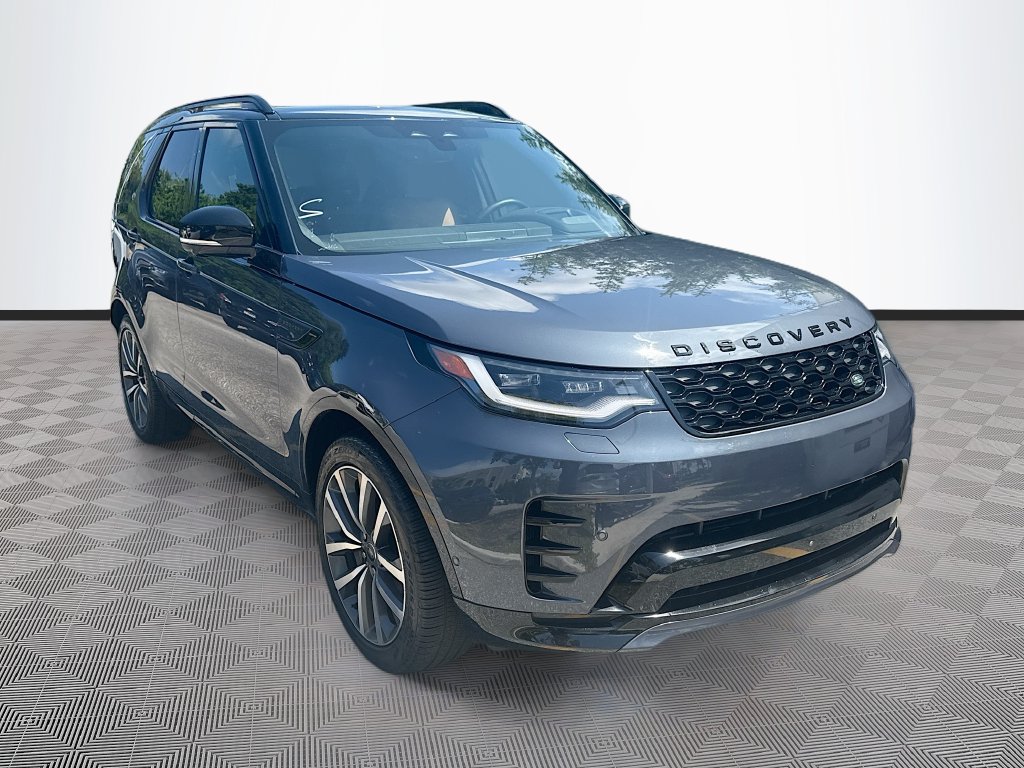 Used 2024 Land Rover Discovery Dynamic SE SUV