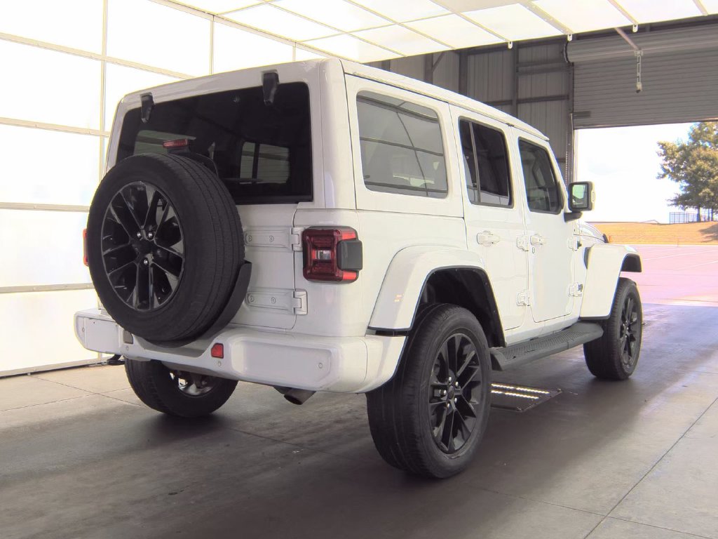 Used 2022 Jeep Wrangler Unlimited Sahara High Altitude SUV