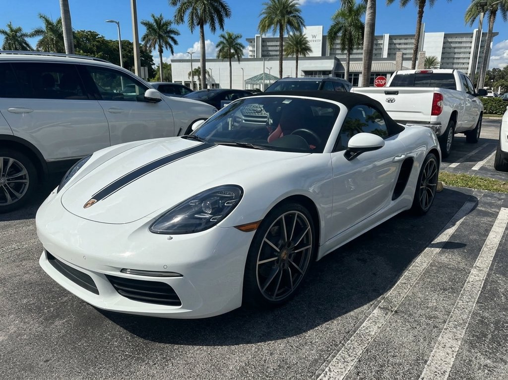 2024 Porsche 718