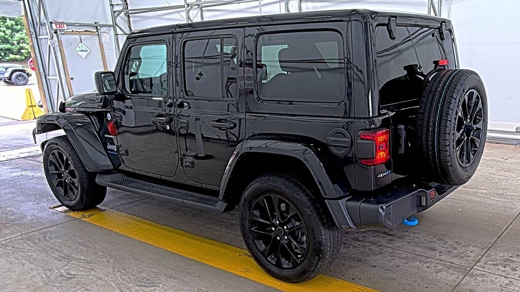 Used 2024 Jeep Wrangler 4xe Sahara SUV