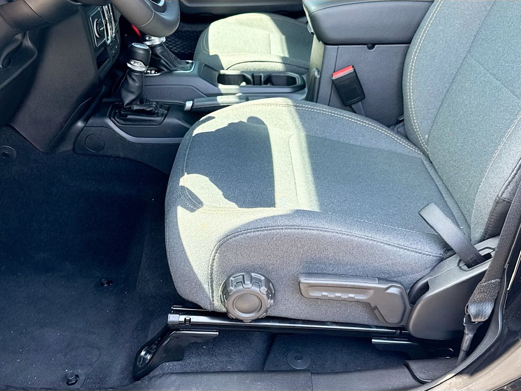 2025 Jeep Gladiator Sport S - Photo 20