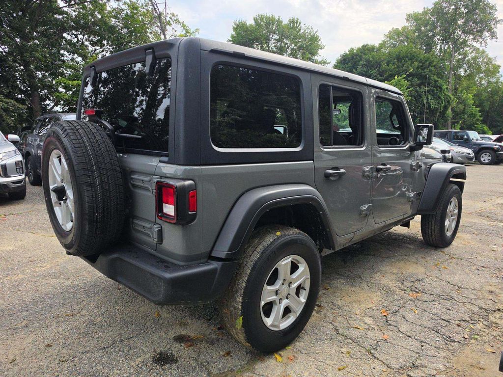 Used 2022 Jeep Wrangler Unlimited Sport SUV