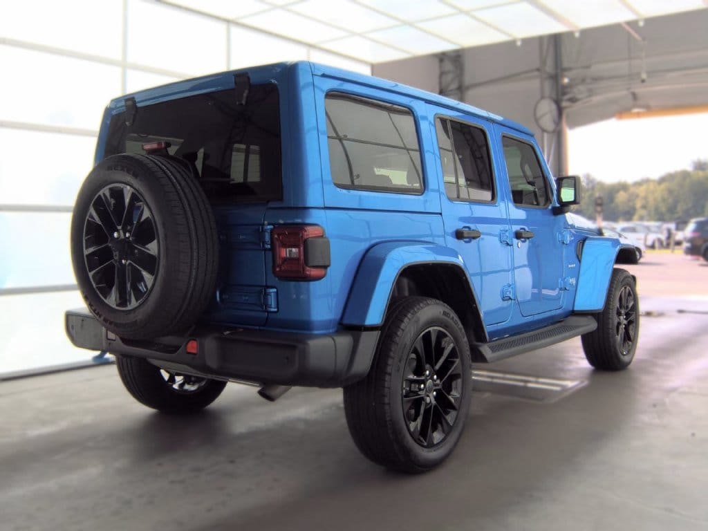 Used 2024 Jeep Wrangler 4xe Sahara SUV