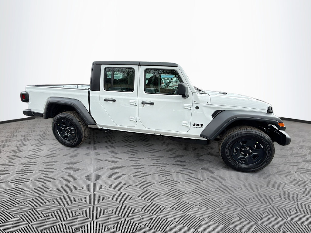 New 2026 Jeep Gladiator SPORT 4X4 Pickup