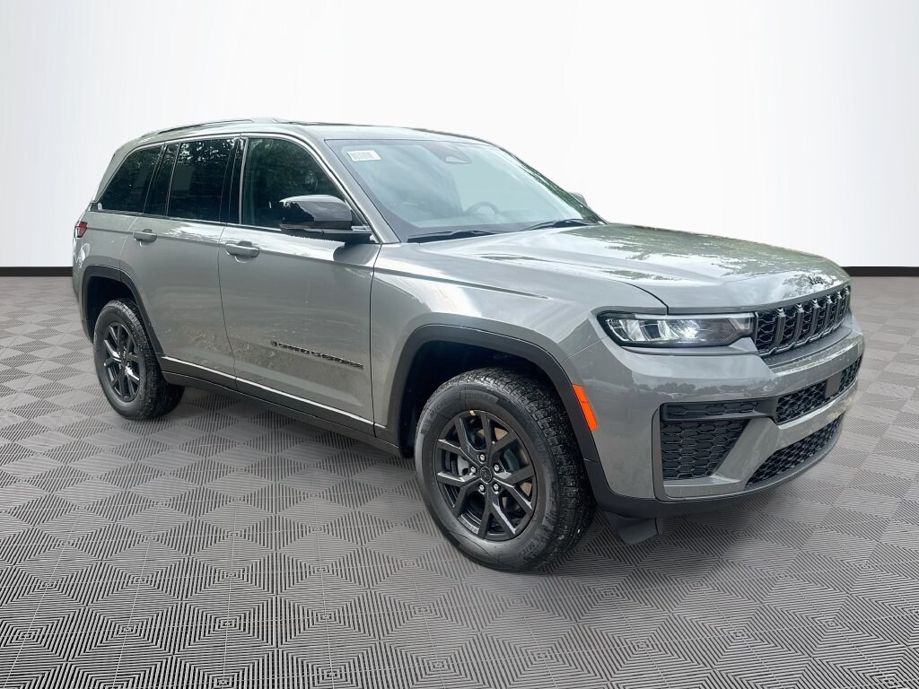 New 2027 Jeep Grand Cherokee LAREDO ALTITUDE 4X2 Sport Utility