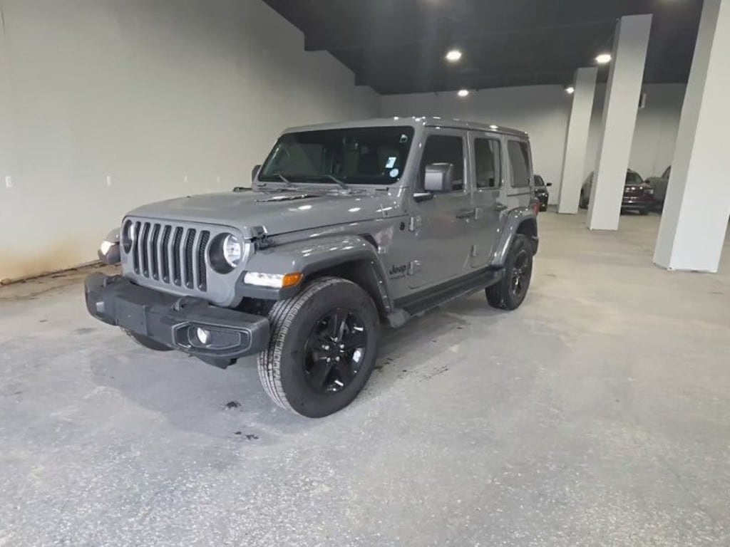Used 2022 Jeep Wrangler Unlimited Sahara SUV