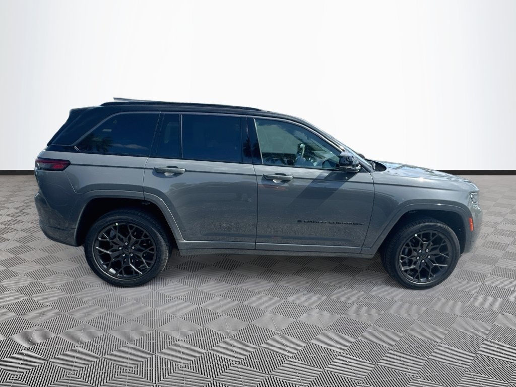 New 2027 Jeep Grand Cherokee SUMMIT 4X4 Sport Utility