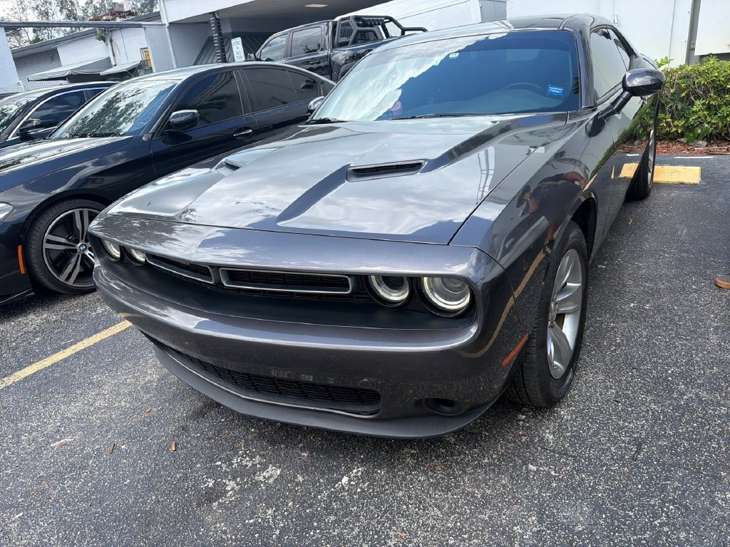 Used 2022 Dodge Challenger SXT Coupe