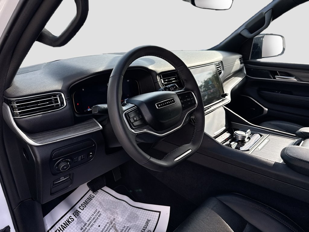 2024 Jeep Wagoneer L Series III - Photo 10