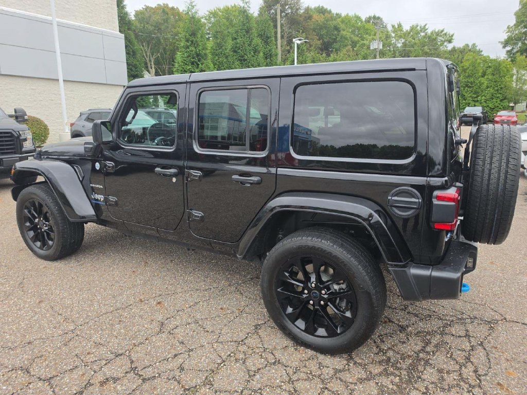 Used 2024 Jeep Wrangler 4xe Sahara SUV