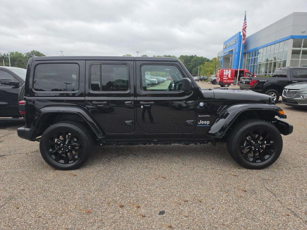 Used 2024 Jeep Wrangler 4xe Sahara SUV