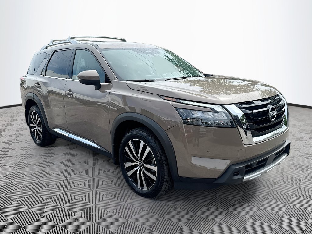 Used 2025 Nissan Pathfinder Platinum SUV