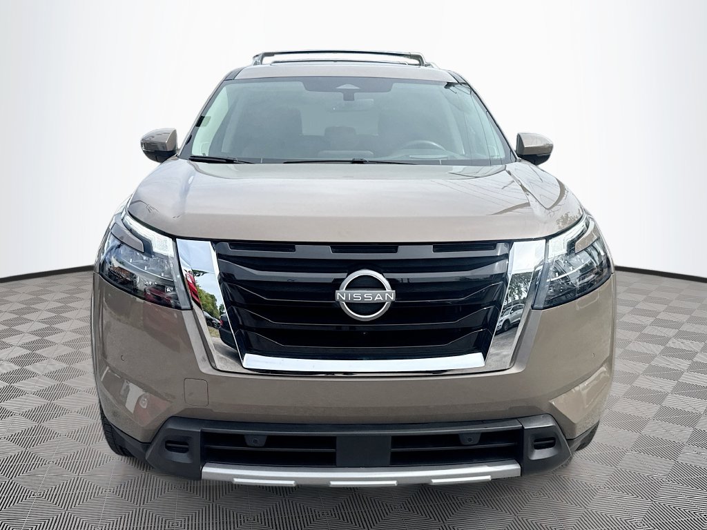 Used 2025 Nissan Pathfinder Platinum SUV