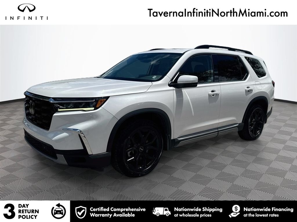 Used 2025 Honda Pilot Touring SUV