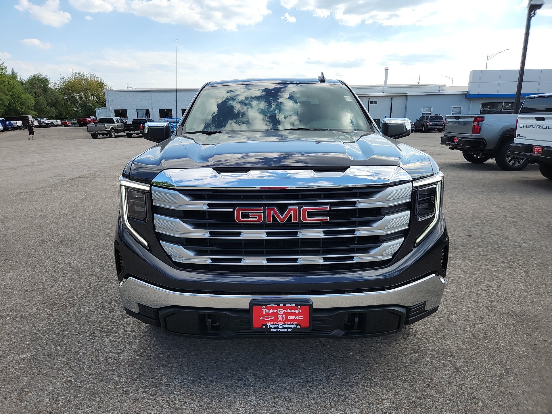 New 2026 GMC Sierra 1500 SLE Truck
