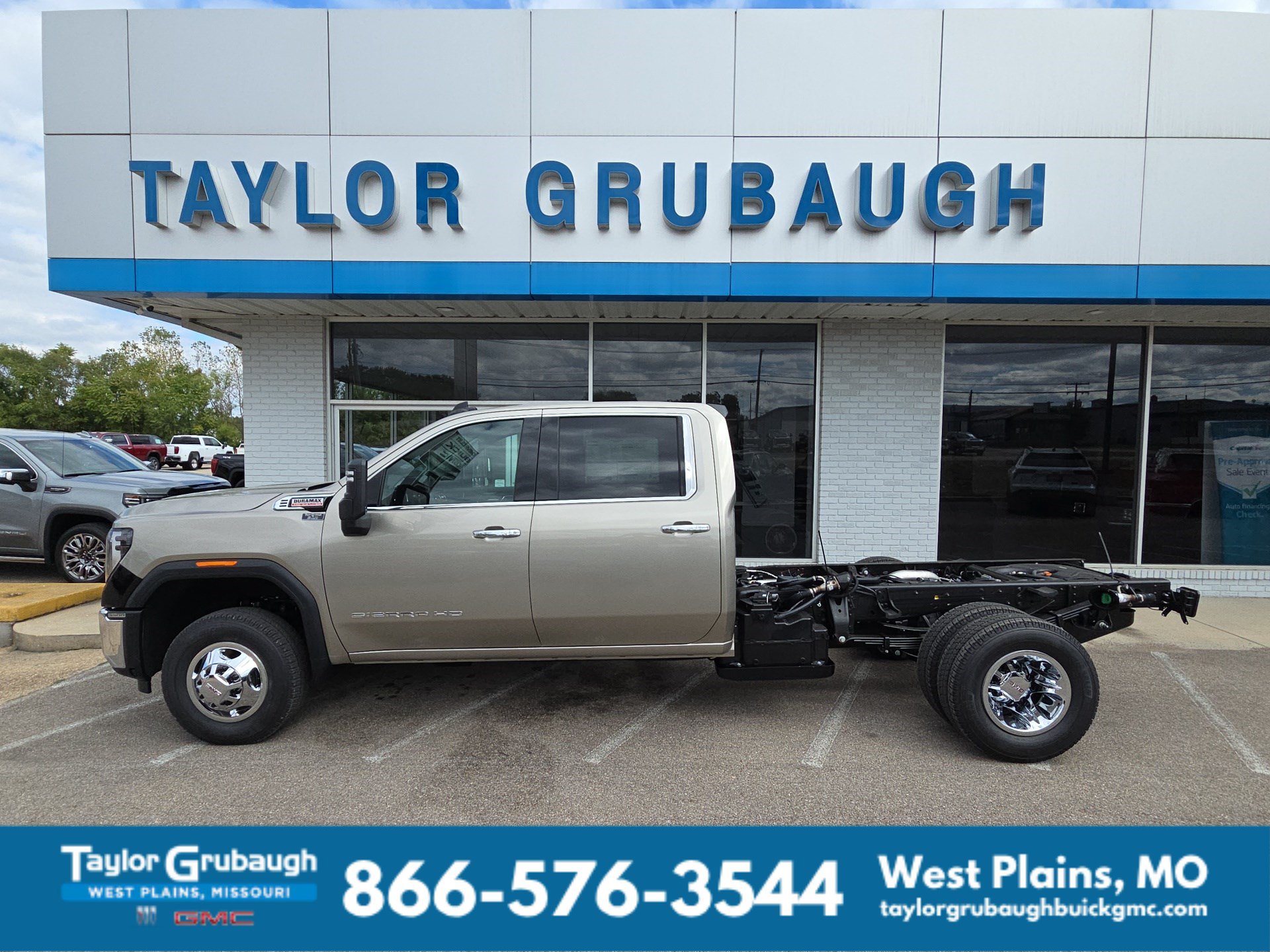  GMC Sierra 3500 HD Chassis Cab