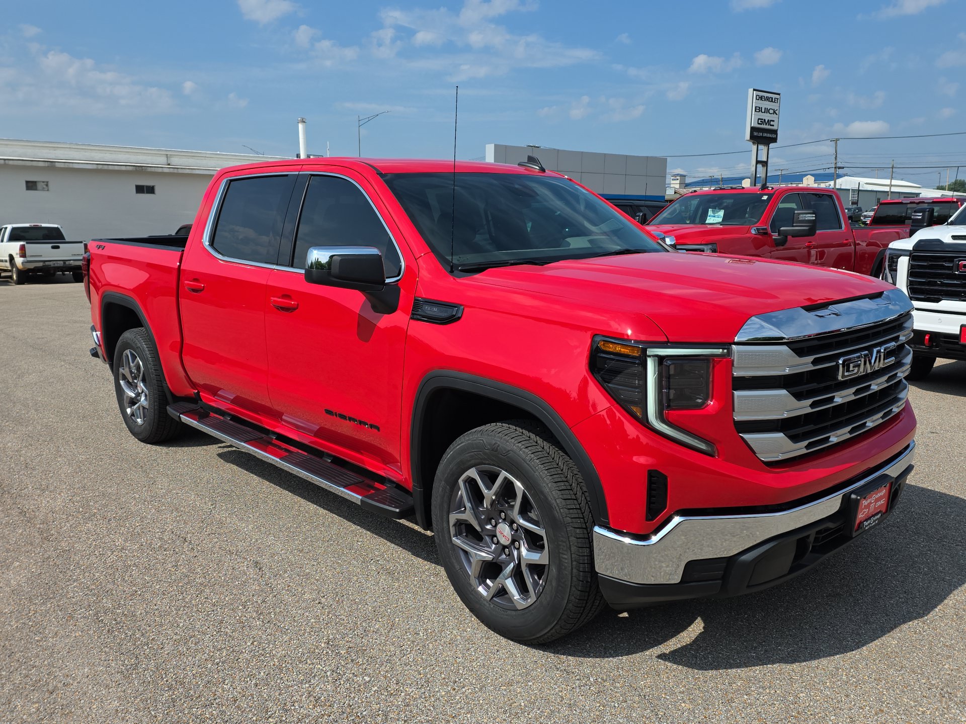 New 2026 GMC Sierra 1500 SLE Truck