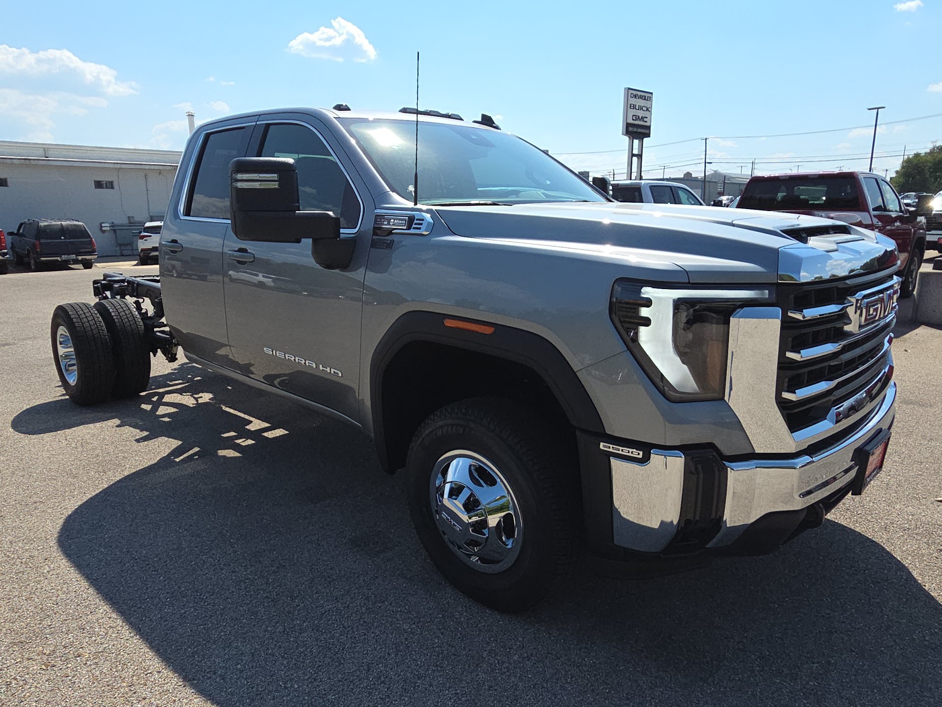 New 2026 GMC Sierra 3500 HD SLE DRW Truck