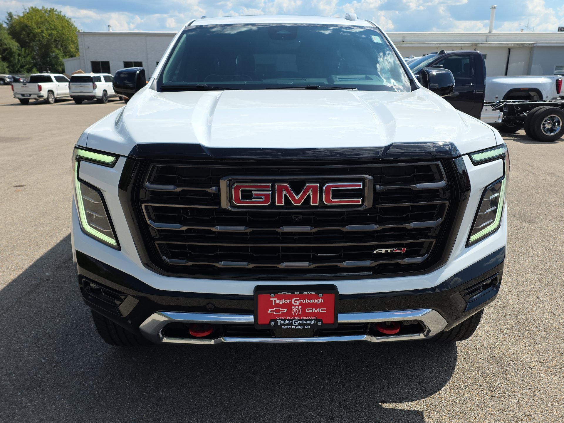 New 2026 GMC Yukon AT4 Ultimate SUV