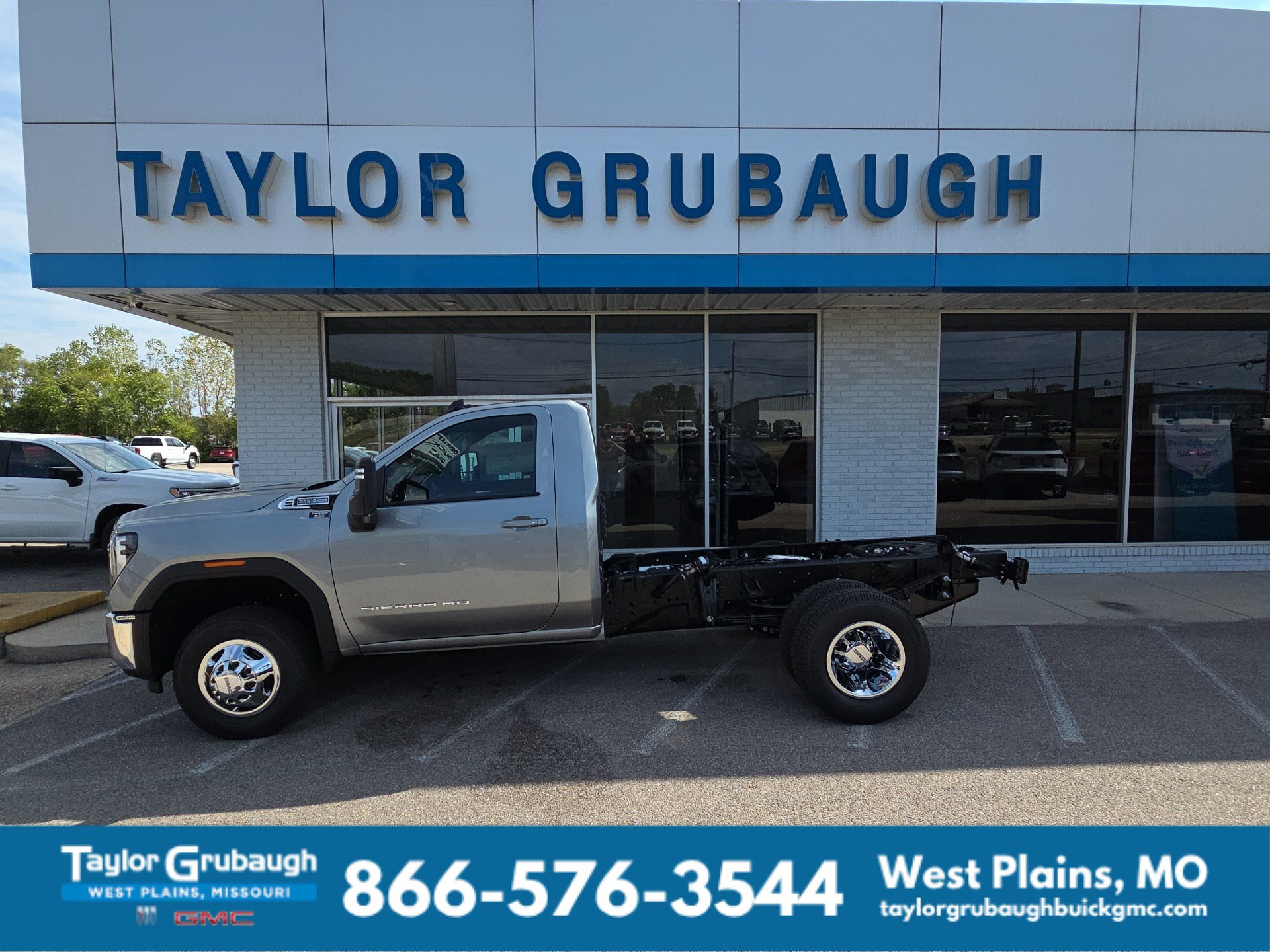  GMC Sierra 3500 HD Chassis Cab