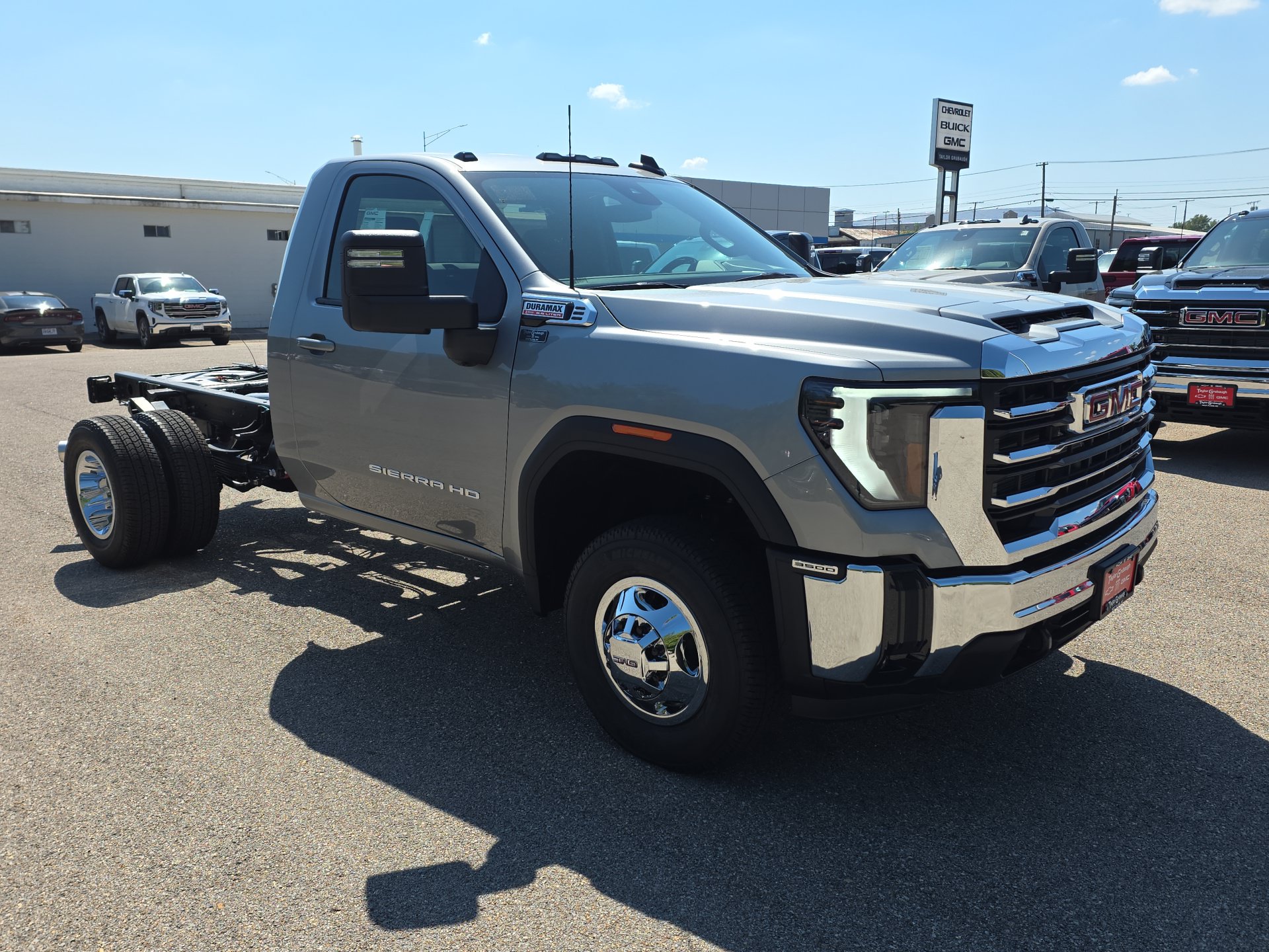 New 2026 GMC Sierra 3500 HD Chassis Cab SLE Truck