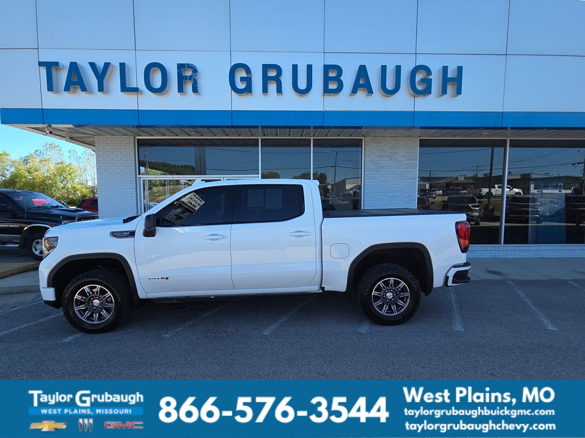 2024 GMC Sierra 1500 AT4