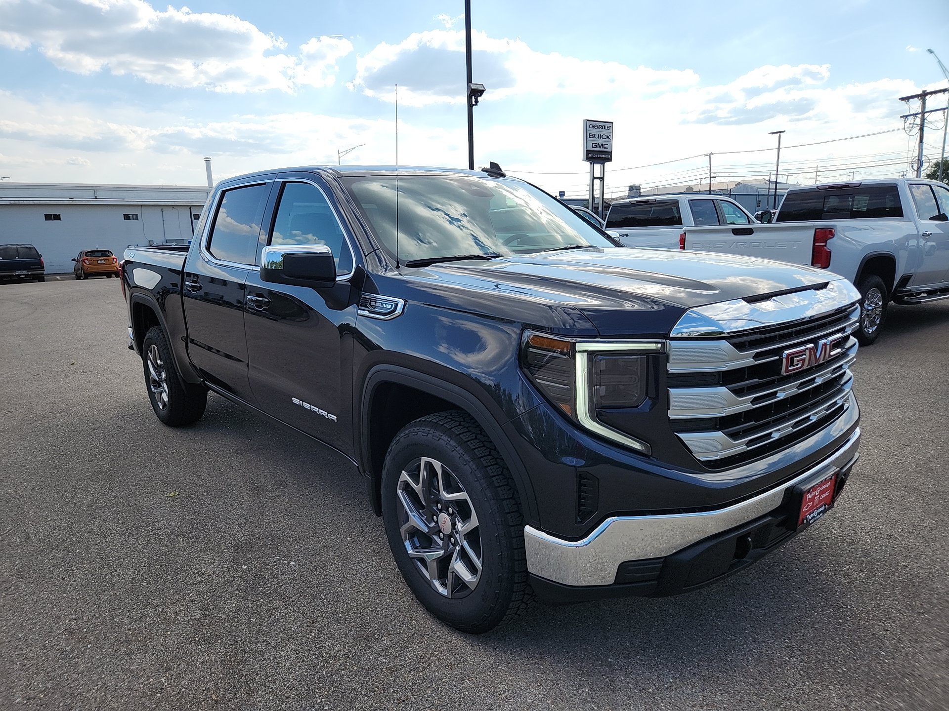 New 2026 GMC Sierra 1500 SLE Truck