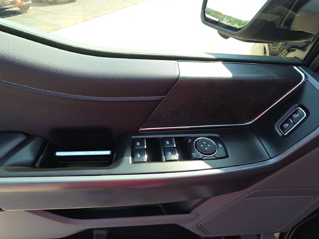 2024 Ford F-150 XLT - Photo 13