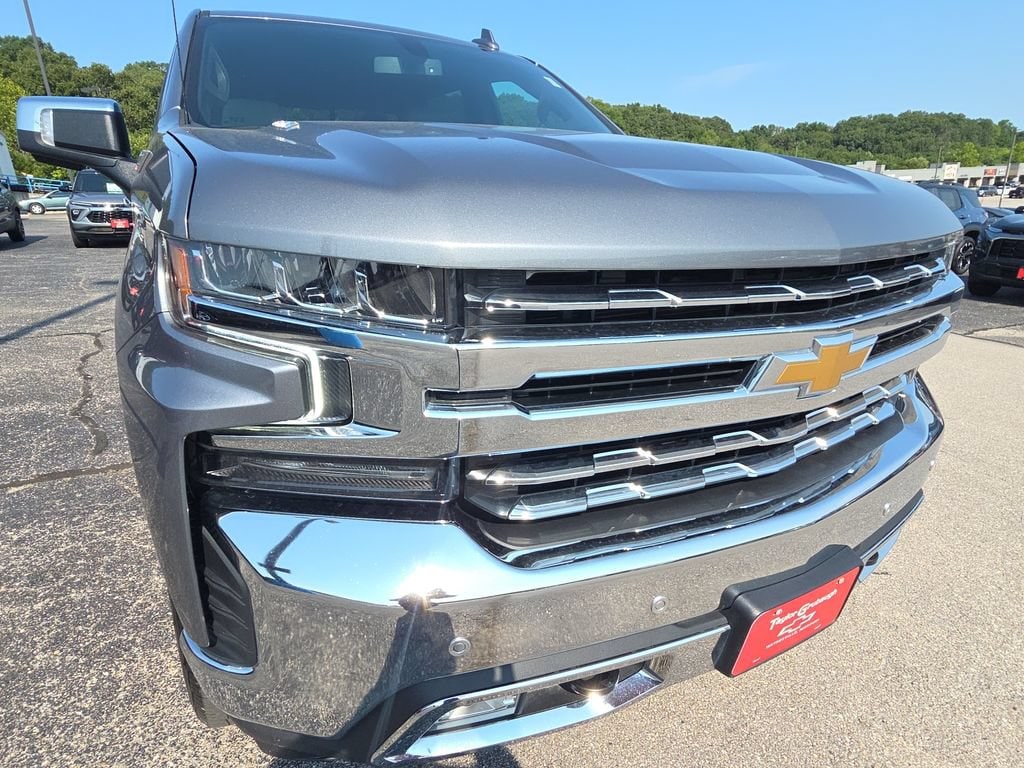 2021 Chevrolet Silverado 1500 LTZ - Photo 12