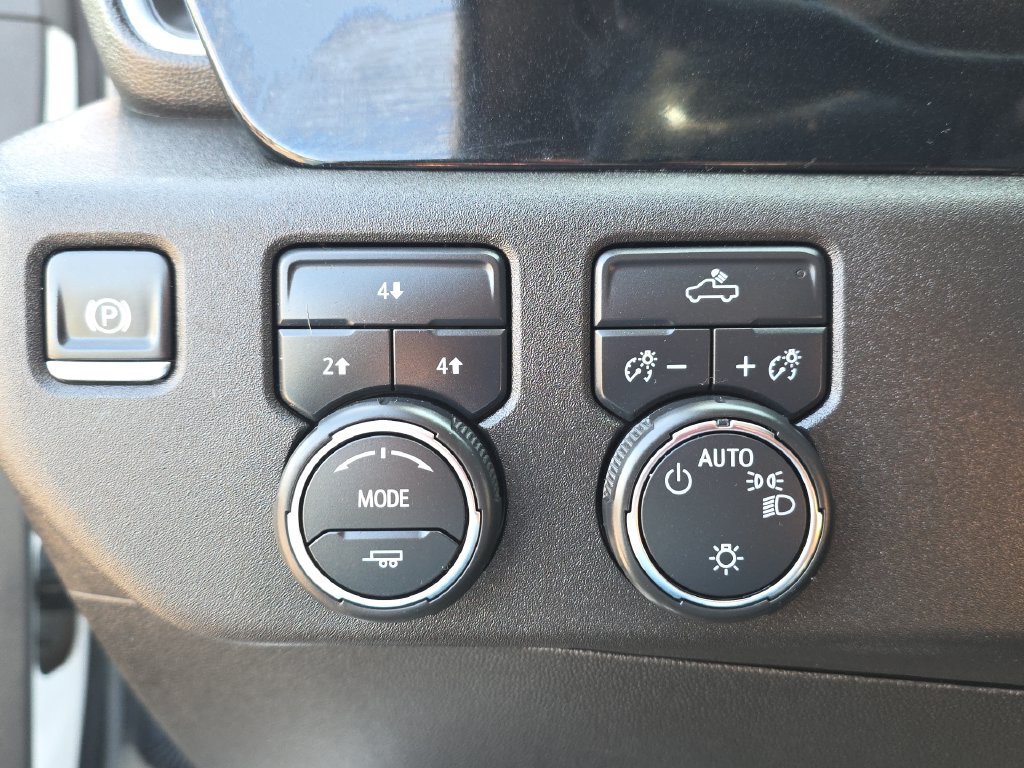 2024 Chevrolet Silverado 3500HD LT - Photo 20
