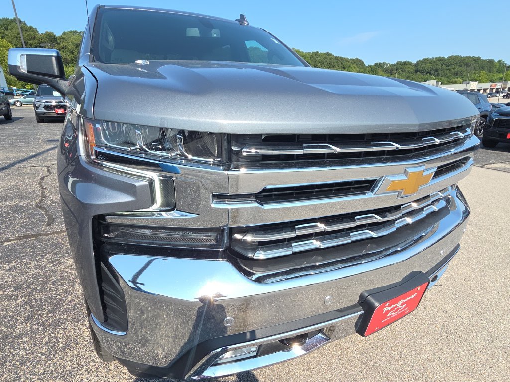 2021 Chevrolet Silverado 1500 LTZ - Photo 12