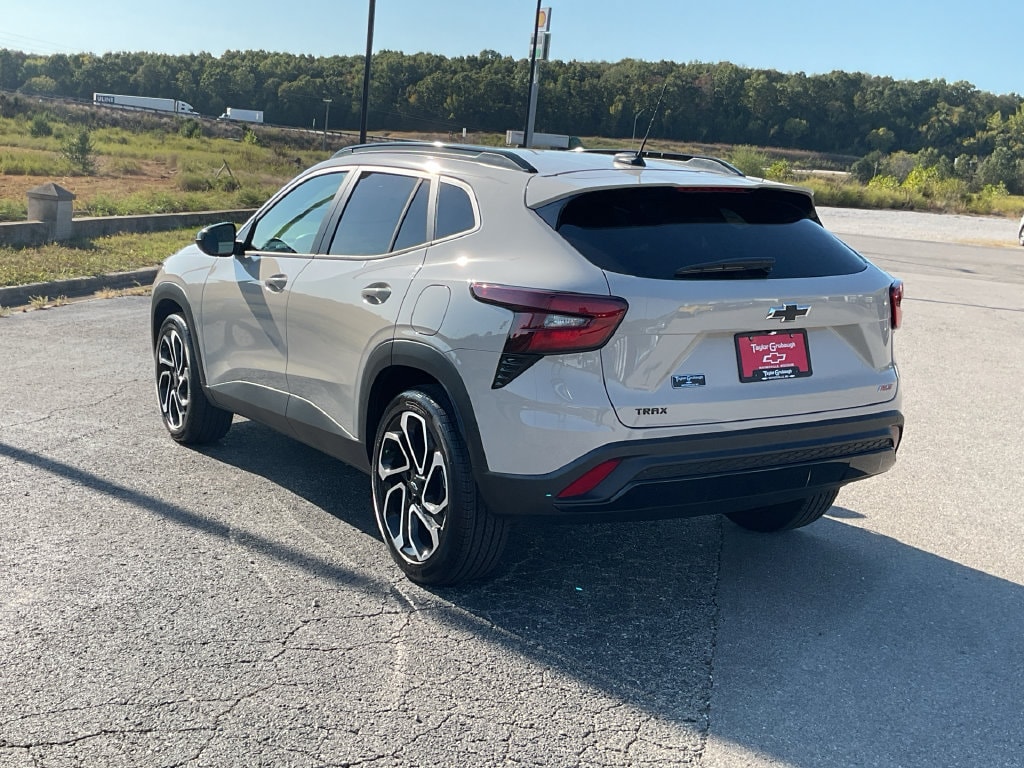 2026 Chevrolet Trax RS - Photo 6