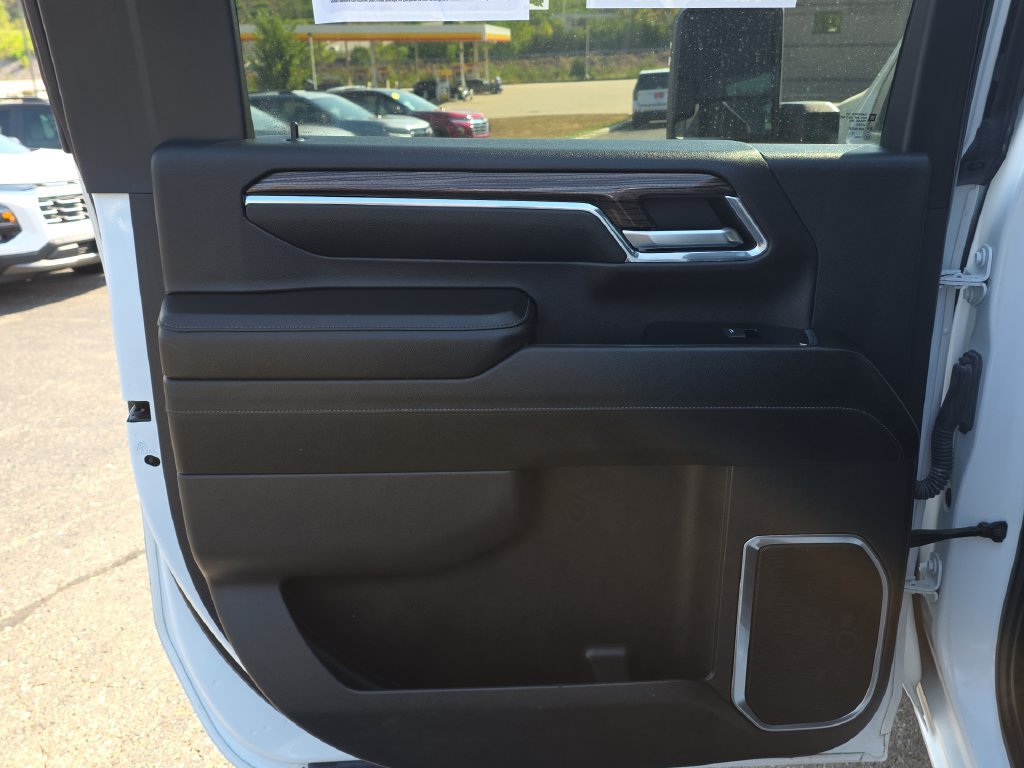 2024 Chevrolet Silverado 3500HD LT - Photo 26