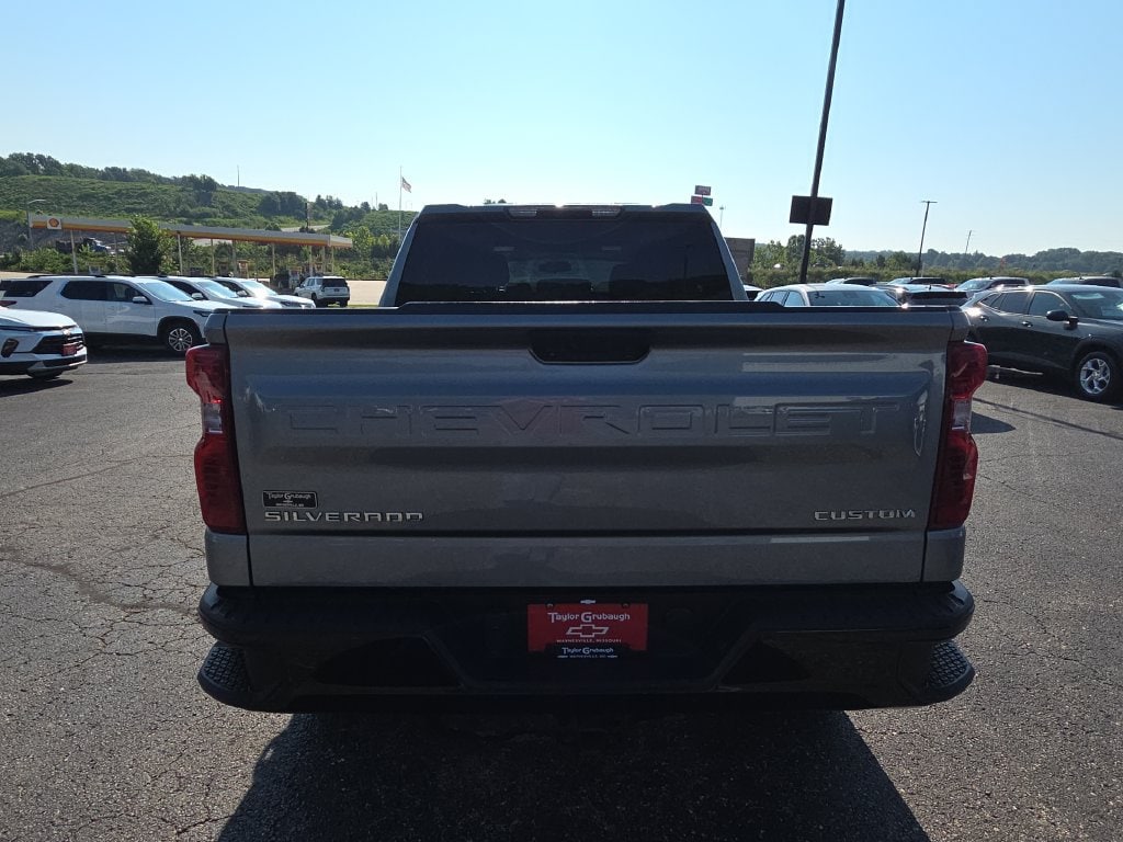 2023 Chevrolet Silverado 1500 Custom - Photo 6
