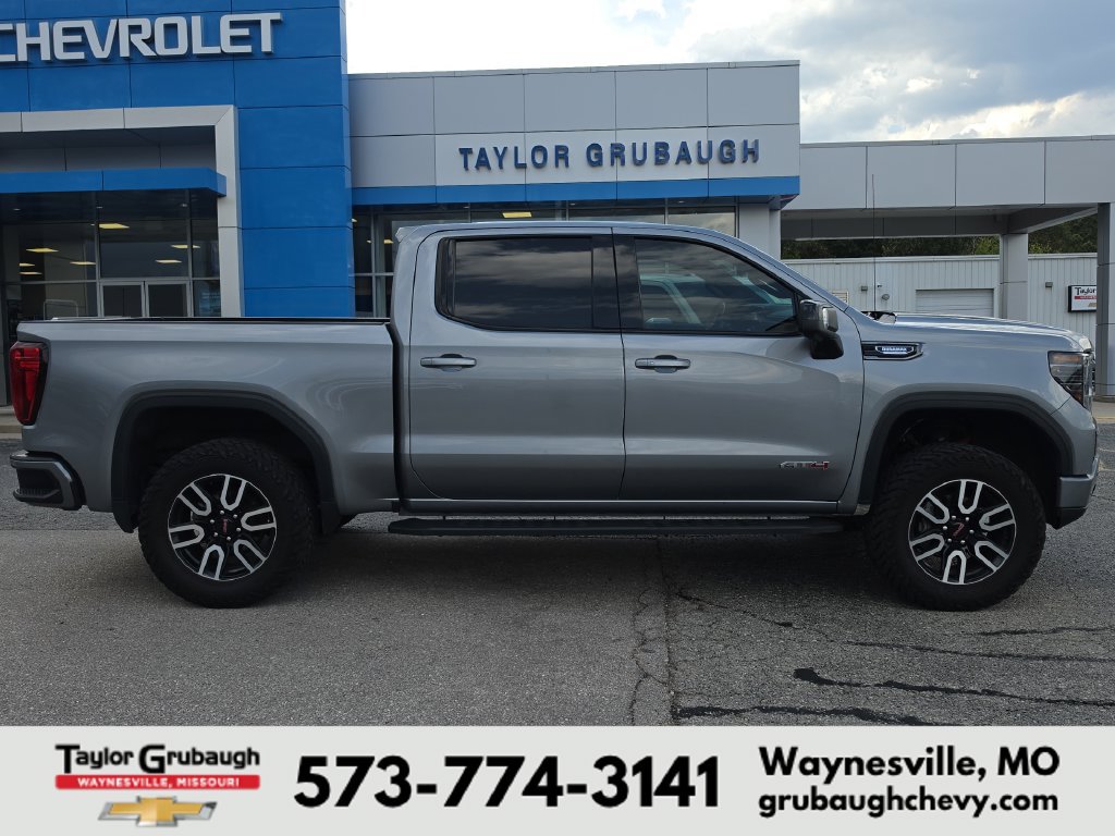 2023 GMC Sierra 1500 AT4
