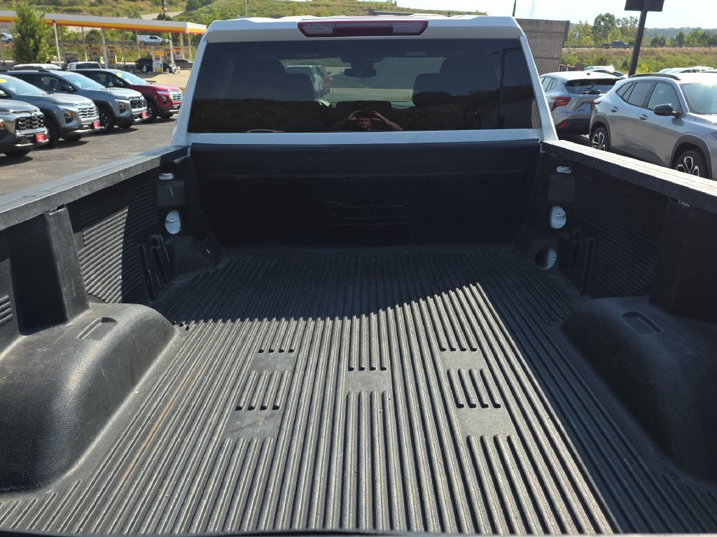 2024 Chevrolet Silverado 3500HD LT - Photo 8