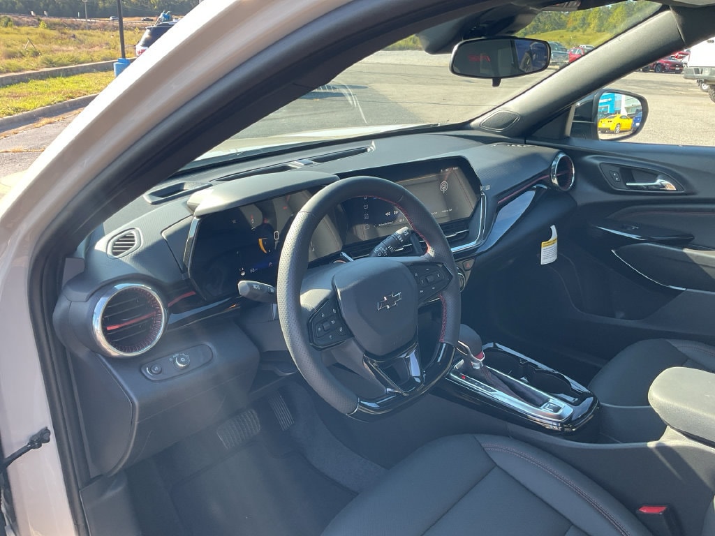 2026 Chevrolet Trax RS - Photo 15