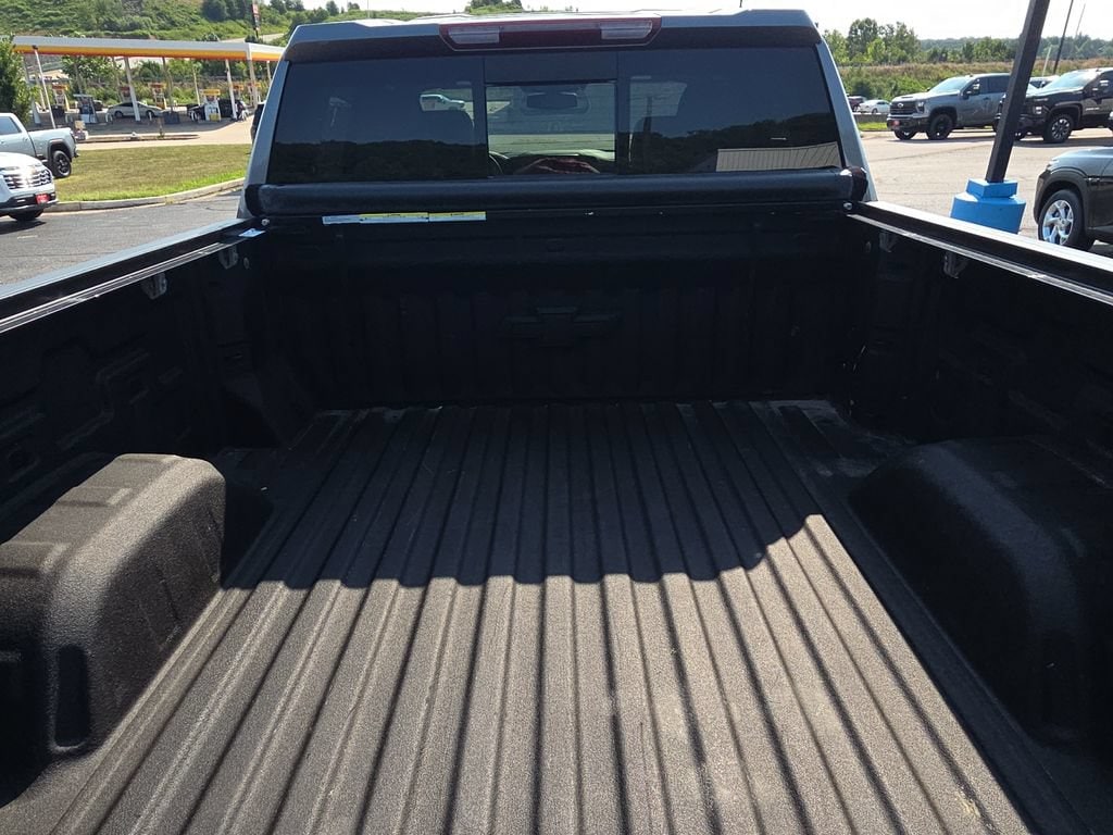 2021 Chevrolet Silverado 1500 LTZ - Photo 8