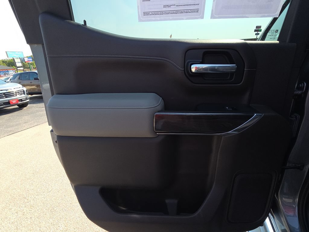 2021 Chevrolet Silverado 1500 LTZ - Photo 27