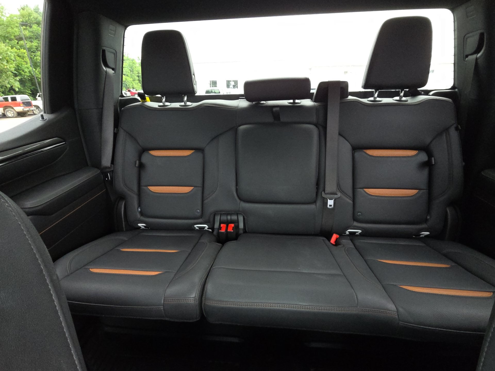 2025 GMC Sierra 1500 AT4 - Photo 27