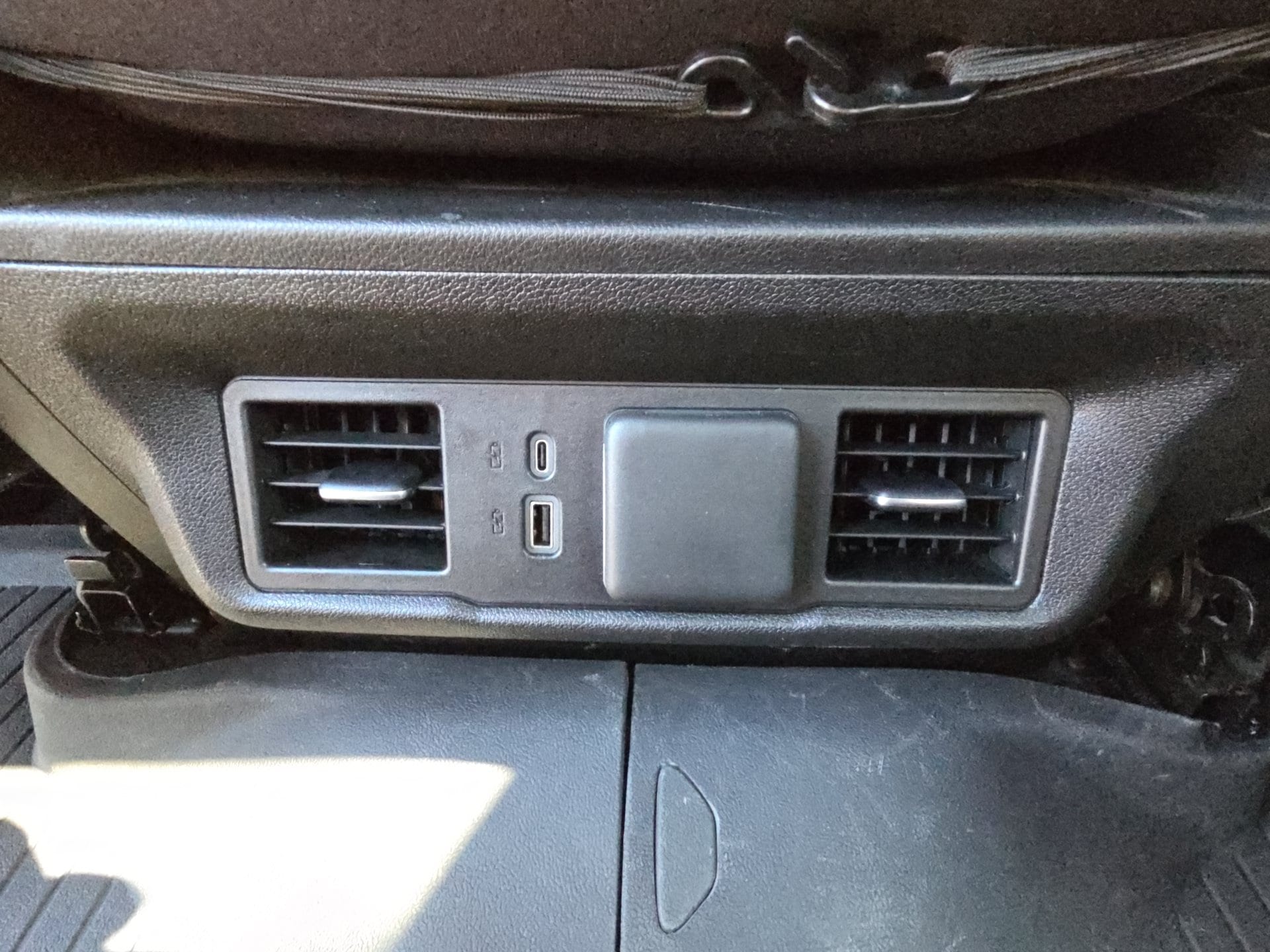 2023 Chevrolet Silverado 1500 LT - Photo 32