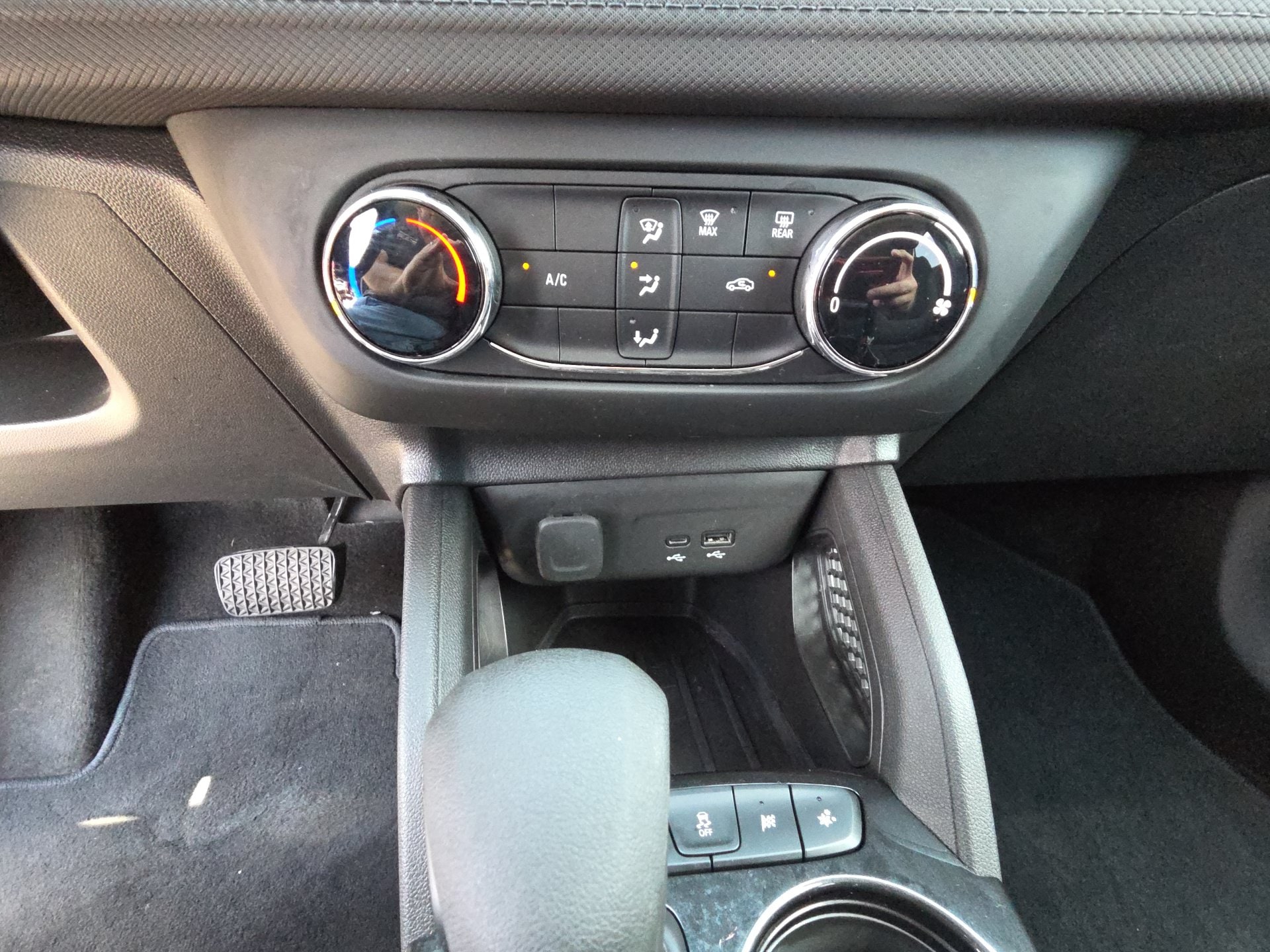 2024 Chevrolet TrailBlazer LS - Photo 23
