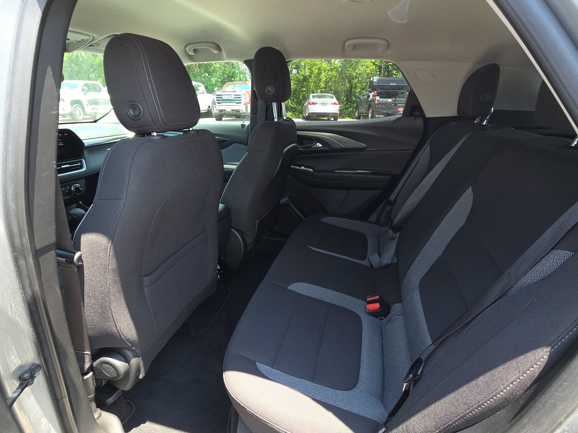2024 Chevrolet TrailBlazer LS - Photo 28