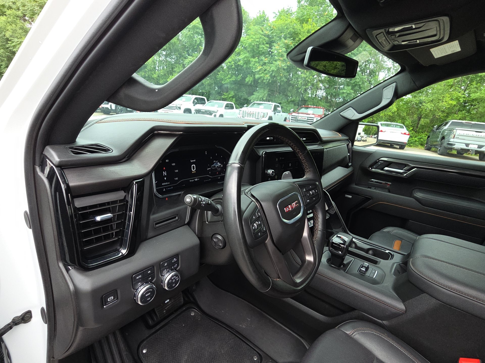 2025 GMC Sierra 1500 AT4 - Photo 16